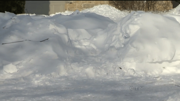snowbank_collapsed.gif