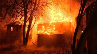 비어있는 위니펙 부동산의 소유자들 9명은 화재 후 화재 진압 청구비를 받아, 그 중 1명은 $104,000 받아