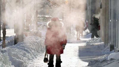 현재 매니토바주 대부분 지역에 극심한 한파 경보(extreme cold warning)가 내려지면서 체감온도는 영하 55도까지 떨어질 수 있어