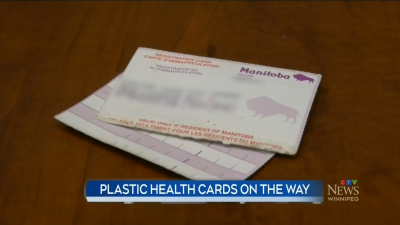 새로운 플라스틱 의료 카드가 매니토바 주민들에게 도입될 예정: 내년 출시 예상