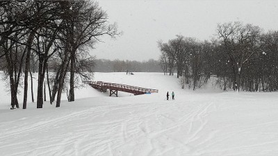 눈 내리는 날에 윈져 파크 노르딕 센터(Windsor Park Nordic Centre)에서 스케이트 스키(Skate Skis) 타기