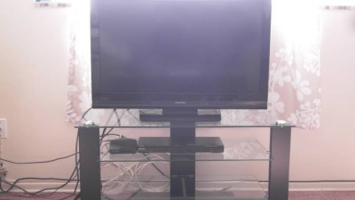 Toshiba LCD TV(37인치), TV 스탠드, Sony DVD Player 팝니다